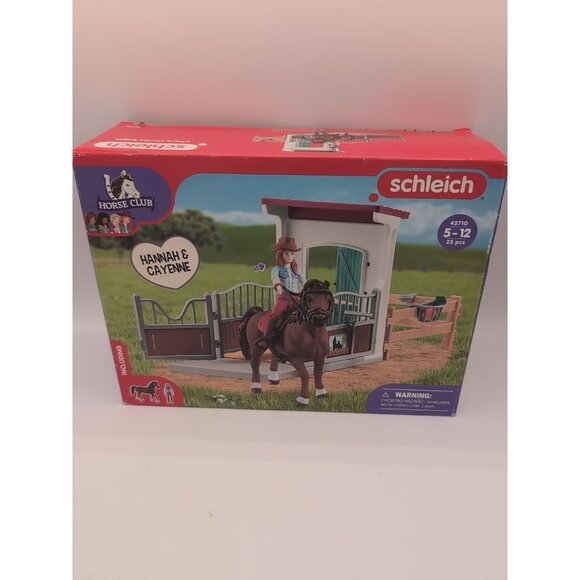 Schleich Horse Club 42710 Horse stall with Hannah Cayenne Horses playset toy NEW - Picture 1 of 4
